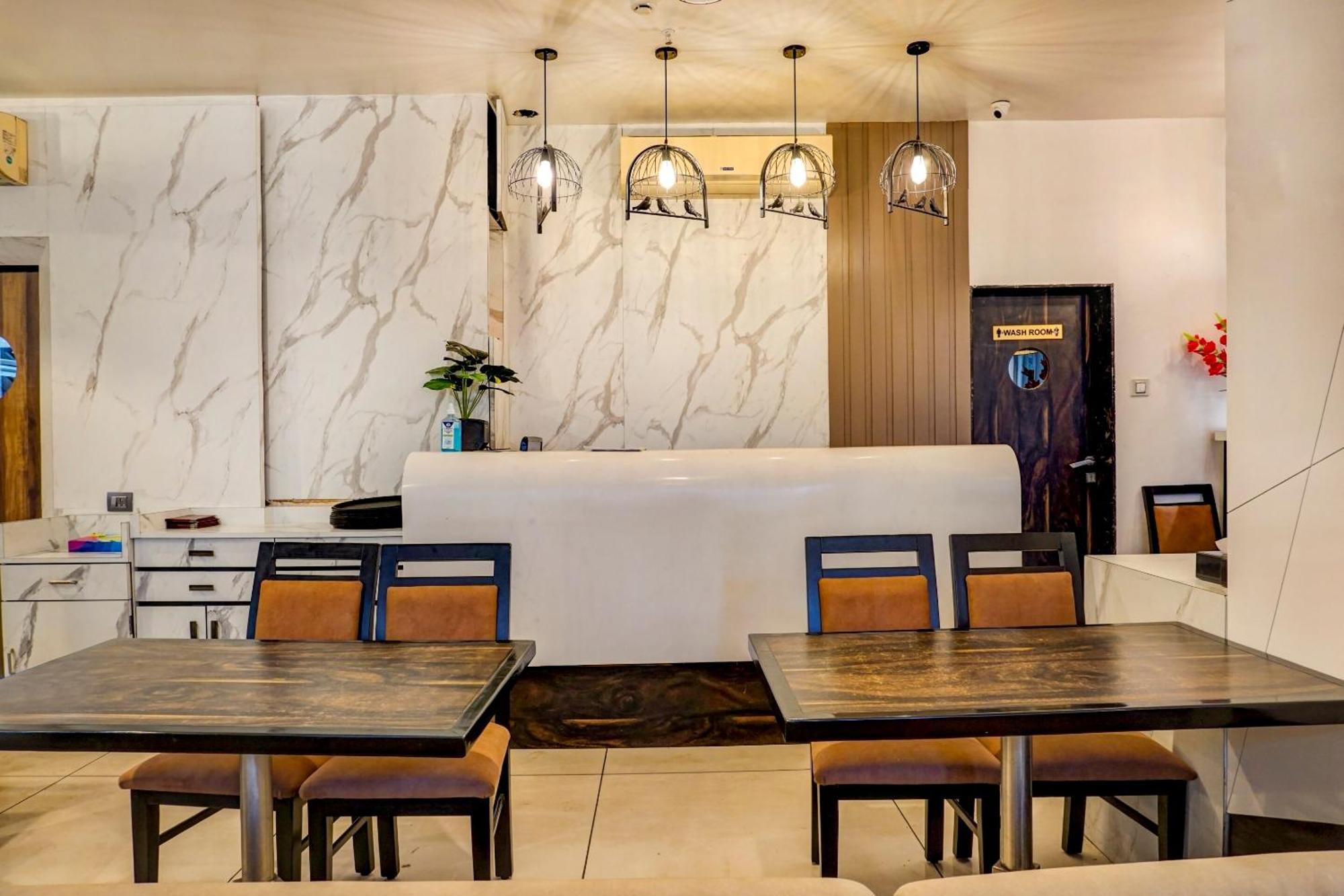 Hotel Tej Inn Plaza Near Igi Airport Delhi New Delhi Buitenkant foto